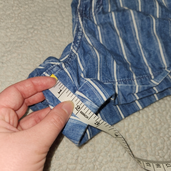 American Eagle Striped Blue Paper Bag Tie Waist High Rise MOM Shorts‎ Size 12 - Picture 10 of 11